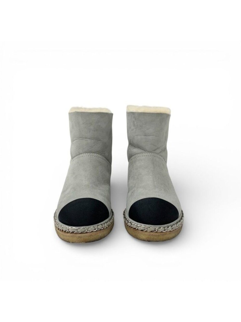 Chanel Boots Short Shoes Suede Fabric Light Gray Black CC Logo Chain Shearling - Picture 2 of 10